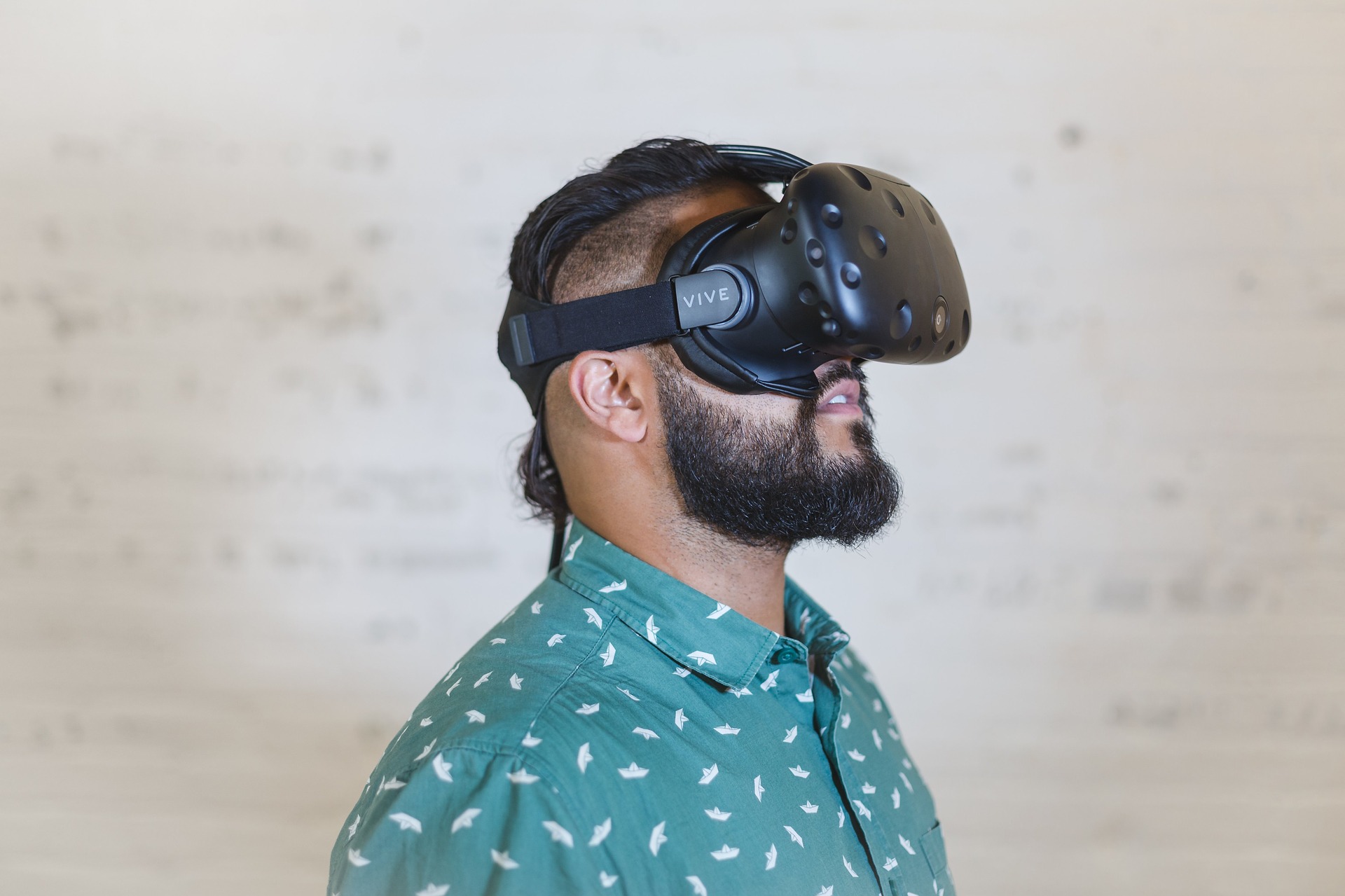 Why Virtual Reality and Targeted Ads are the Future of Marketing